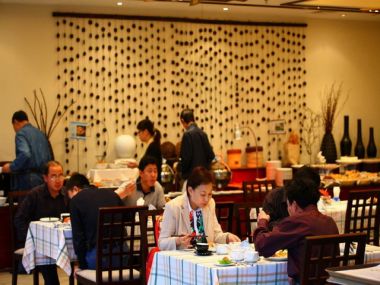 点击看大图 三亚亚龙湾五号别墅 兰庭轩中餐厅